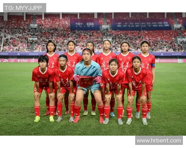 赛后分析：上海足球队与重庆足球队球员个人能力对比与表现评估